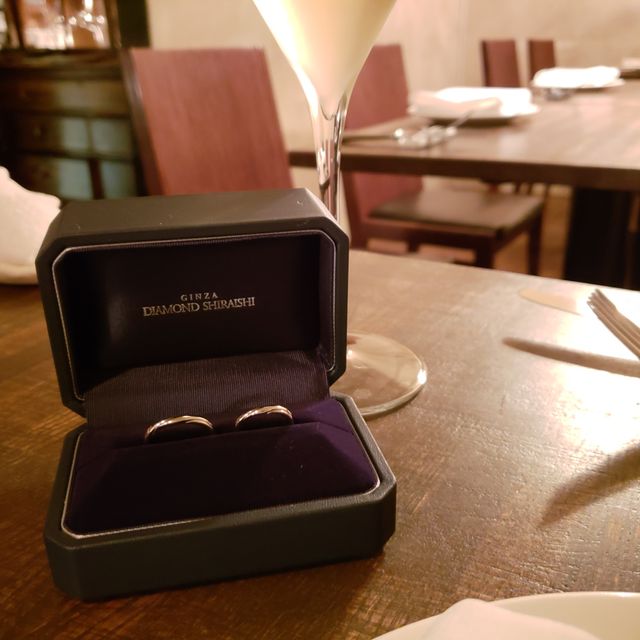 【銀座ダイヤモンドシライシの口コミ】 「ダイヤモンドが付いていない結婚指輪」がほしくて、ダイヤモンドなしで…