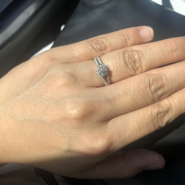 【宝寿堂(ほうじゅどう)の口コミ】 仕事の都合で普段は指輪着けないので、結婚指輪は華やかなものにしました…