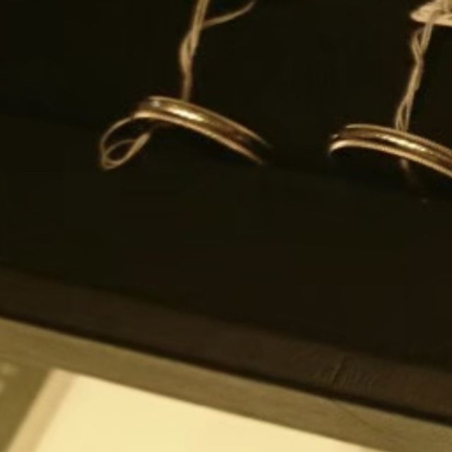 【ティファニー(Tiffany & Co.)の口コミ】 指輪の淵がミル打ちになったデザインです。シンプルなデザインですが、ミ…