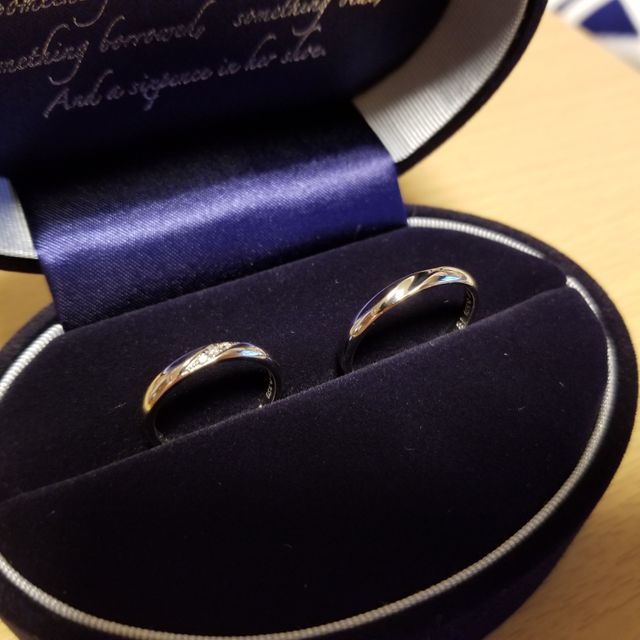 【Something Blue(サムシングブルー)の口コミ】 シンプルすぎず、目立ちすぎずのイメージで、好みのデザインがこの写真に…