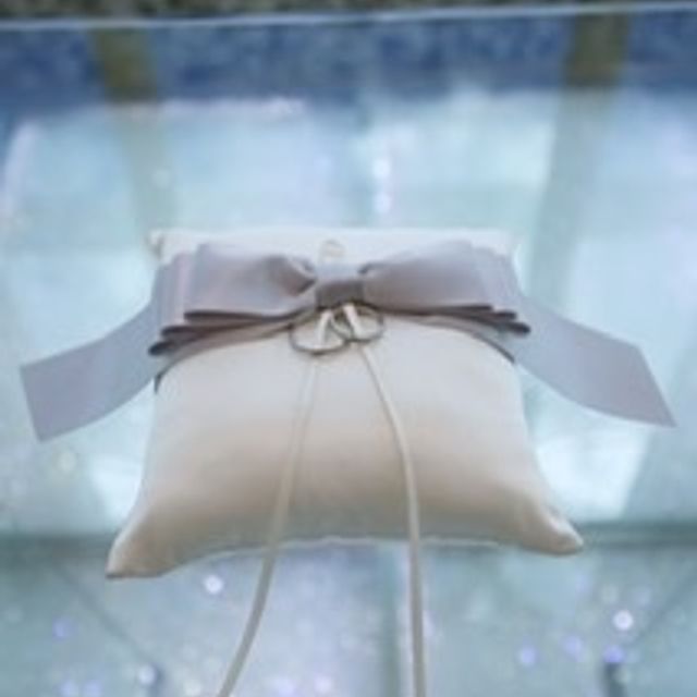 【ヴァンドーム青山(VENDOME AOYAMA)の口コミ】 指輪の決め手は、普段仕事でも付けられるようにシンプルで綺麗目なデザイ…