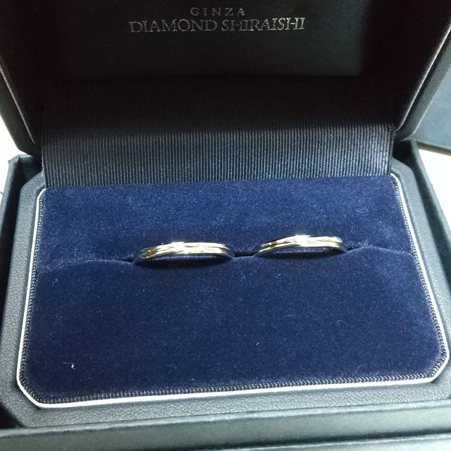 【銀座ダイヤモンドシライシの口コミ】 お互いシンプルなデザインを探していました。ｓ字だと単体だと指が引き立…