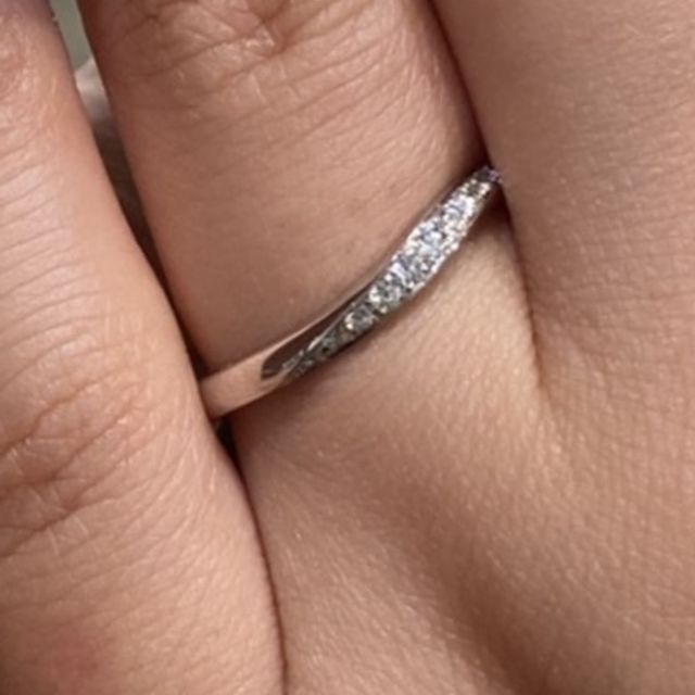 【銀座ダイヤモンドシライシの口コミ】 シンプルなデザインが多かったです！
個性的なデザインは少なかったですが…