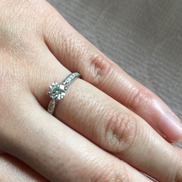 【WATANABE / 卸商社直営　渡辺の口コミ】 セミオーダーですが、指輪の種類がたくさんあり、2人とも納得のいく指輪を…