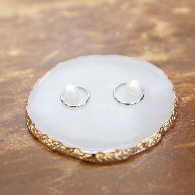 【カルティエ(Cartier)の口コミ】 装飾のないシンプルな、「いかにも結婚指輪」というデザインを以前から希…