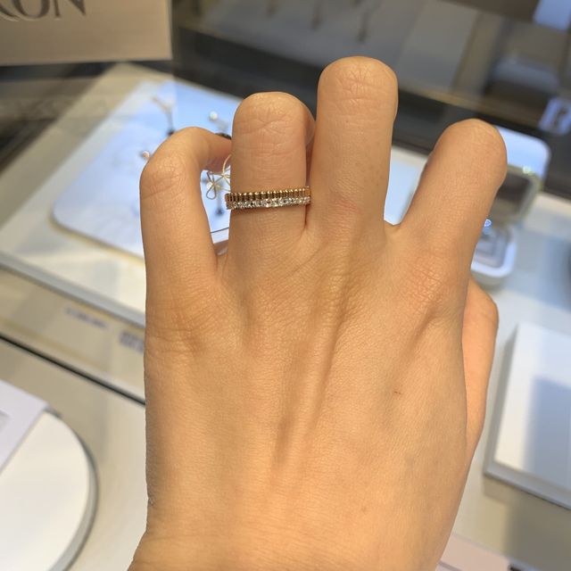 【ブシュロン(BOUCHERON)の口コミ】 ブシュロンのキャトルを絶対に結婚指輪として購入したいと思っていました…