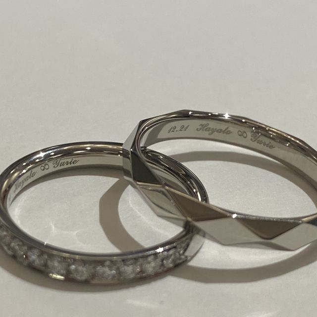 【TANZO.(鍛造指輪)の口コミ】 0から人とかぶらない指をオーダーしたかったため。
キラキラしたものが好…