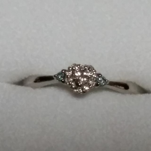 【VERITE(ベリテ)の口コミ】 こちらは最終的には主人が選んでくれた物ですが、私がハートシェイプのカ…