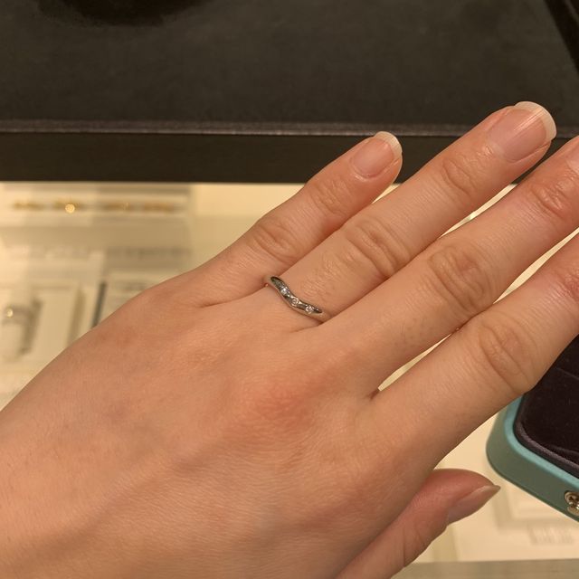 【ティファニー(Tiffany & Co.)の口コミ】 ティファニーはみなさん知ってるかと思いますが、女性なら一度は憧れる指…