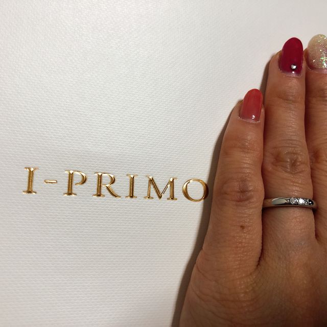 【アイプリモ(I-PRIMO)の口コミ】 ストレートタイプでダイヤがついているものを探していました。指輪をつけ…
