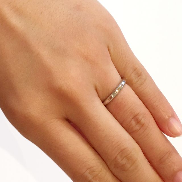 【ENUOVE(イノーヴェ)の口コミ】 シンプルで大人っぽく、年齢を問わずにずっと身につけられるものを探して…