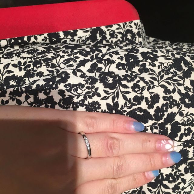 【銀座ダイヤモンドシライシの口コミ】 王道なデザインではありますが、ダイヤの輝き（研磨）がとても素晴らしく…