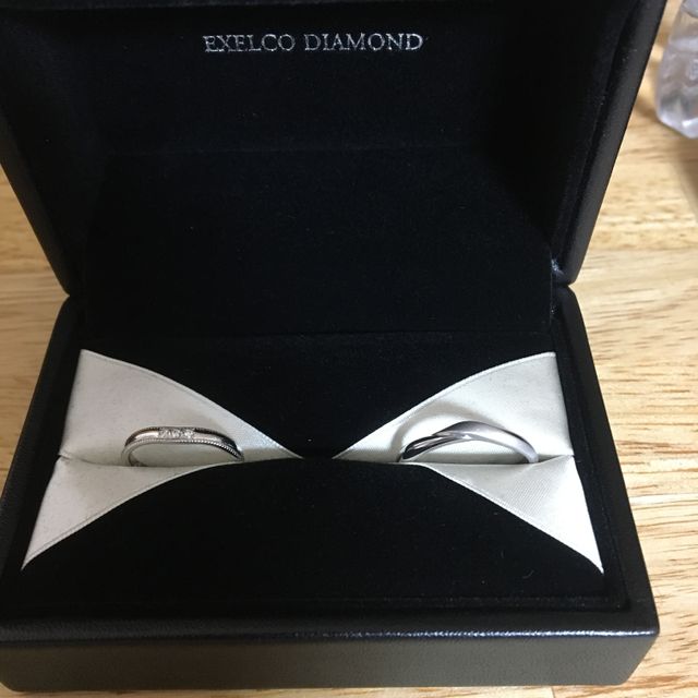 【エクセルコダイヤモンド(EXELCO DIAMOND)の口コミ】 指輪のデザインが豊富でたくさんの種類を指に付けながら決めました。その…