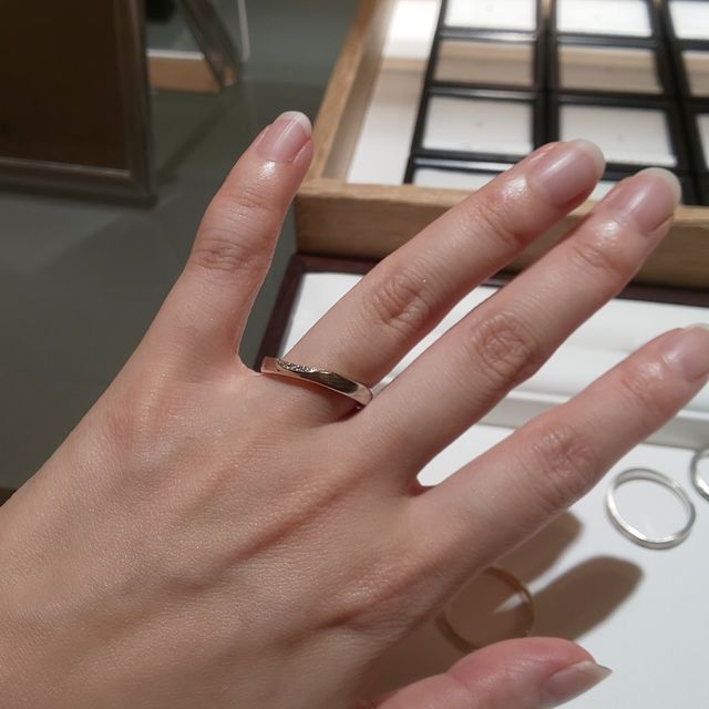 【杢目金屋(もくめがねや)の口コミ】 雑誌やホームページで見ると木目が分かりやすく出ていましたが、実物はさ…