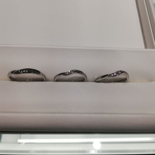 【CAFERING(カフェリング)の口コミ】 カラーストーンの入れられる指輪を探している方におすすめです。こちらは…