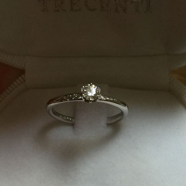 【TRECENTI(トレセンテ)の口コミ】 ダイヤがいっぱい付いているものより、シンプルなものがよく、旦那にリク…