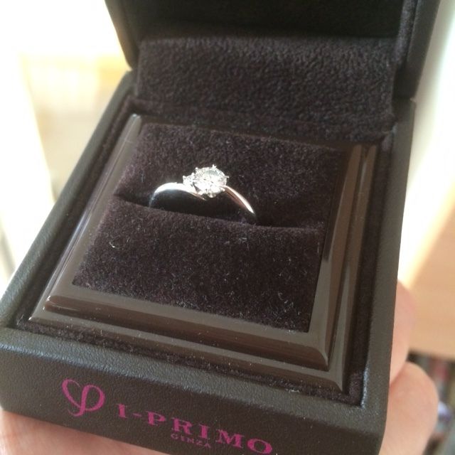 【アイプリモ(I-PRIMO)の口コミ】 婚約指輪はあらかじめ予算を決めていましたので、その予算内で見合うブラ…