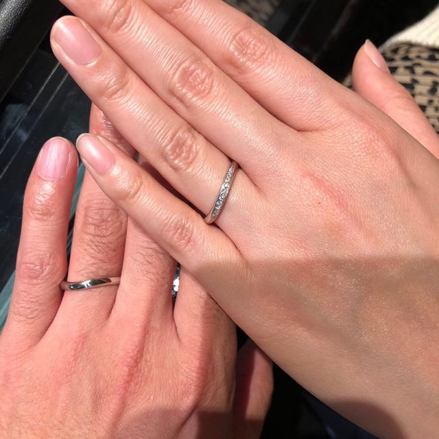 【エクセルコダイヤモンド(EXELCO DIAMOND)の口コミ】 ひとつひとつのダイヤがキラキラしていてとても綺麗です。メレダイヤにも…