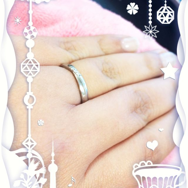 【4℃ BRIDAL(ヨンドシーブライダル)の口コミ】 夫とペアデザインであるところ、また、シンプルでずっと身に着けていられ…