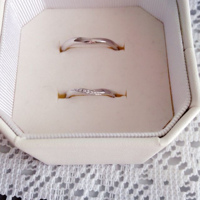 【4℃ BRIDAL(ヨンドシーブライダル)の口コミ】 シンプルなものからとびきり可愛いものまで豊富なデザインで細かなこだわ…