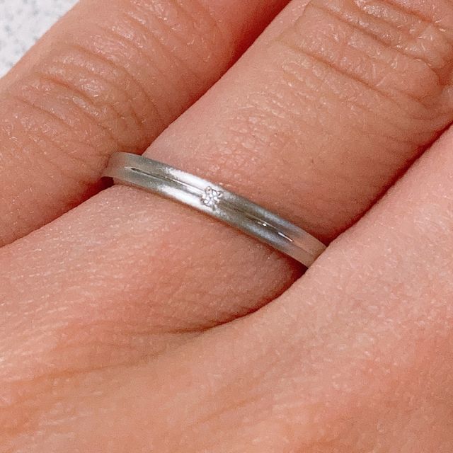 【アイプリモ(I-PRIMO)の口コミ】 シンプルでマットなデザインが気に入りました。
鏡面仕上げのセンターライ…