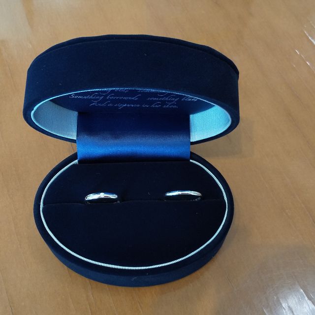 【Something Blue(サムシングブルー)の口コミ】 なんといってもつけ心地が良かったことが決め手になりました。日常からつ…