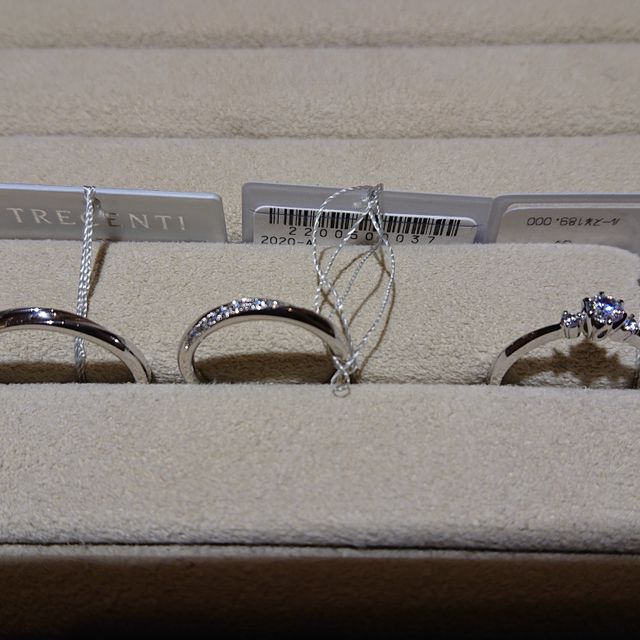 【TRECENTI(トレセンテ)の口コミ】 指にあったデザインを選べたので、即決させて貰いました
店員さんも親切に…
