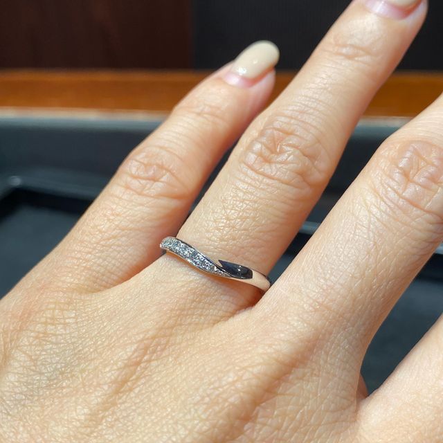 【ラザール ダイヤモンド(LAZARE DIAMOND)の口コミ】 1日で3店舗はしごをして1店舗がラザール・ダイヤモンドさんでした。
3店舗…