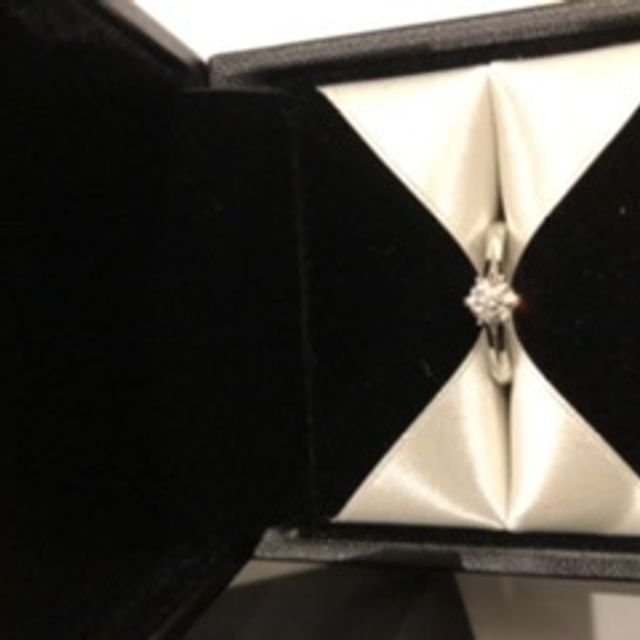 【エクセルコダイヤモンド(EXELCO DIAMOND)の口コミ】 店員さんのオススメから始まり、色々なデザインがある中で、ダイヤモンド…