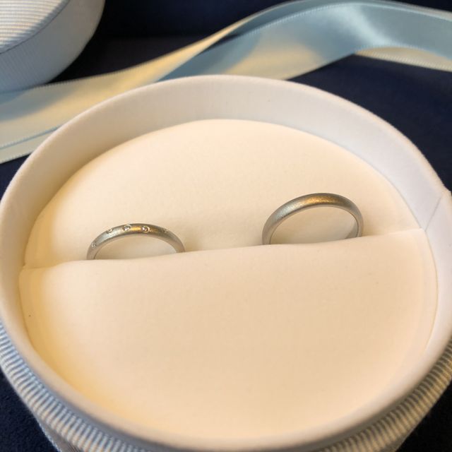 【【閉業】フラー・ジャコー(FURRER-JACOT)の口コミ】 つけ心地。2020年の刻印が可愛く仕上げられた所^_^シンプルな指輪を探して…
