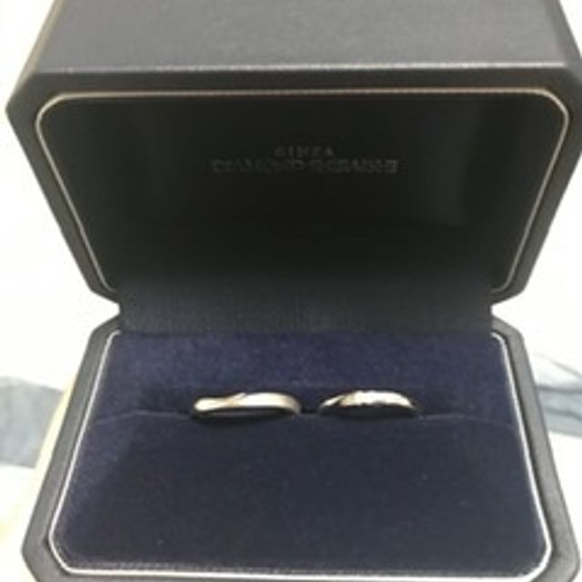 【銀座ダイヤモンドシライシの口コミ】 長く使用するには大事なポイントであるつけ心地ですが、指輪の内側まで磨…