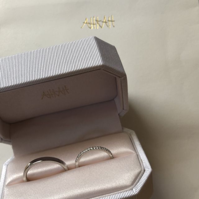 【AHKAH(アーカー)の口コミ】 日常生活でも冠婚葬祭の時でもつけれるものを探していました。
購入する前…