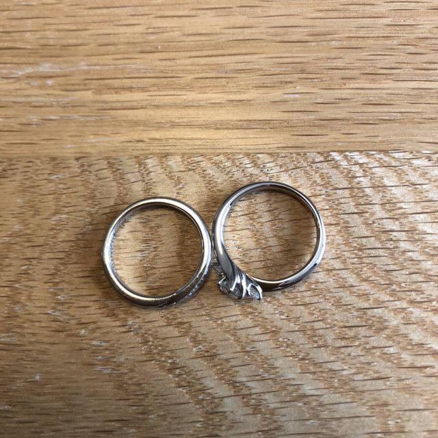 【銀座ダイヤモンドシライシの口コミ】 ダイヤの専門店であり、ダイヤへのこだわりを持たれているところです。
と…