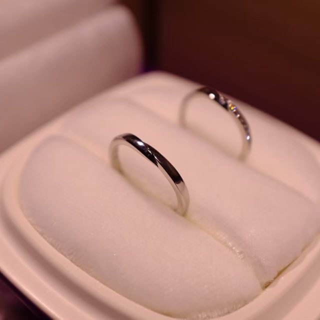 【俄(にわか)の口コミ】 指輪をつけることが元々得意ではないのですが、ニワカの指輪はいい意味で…