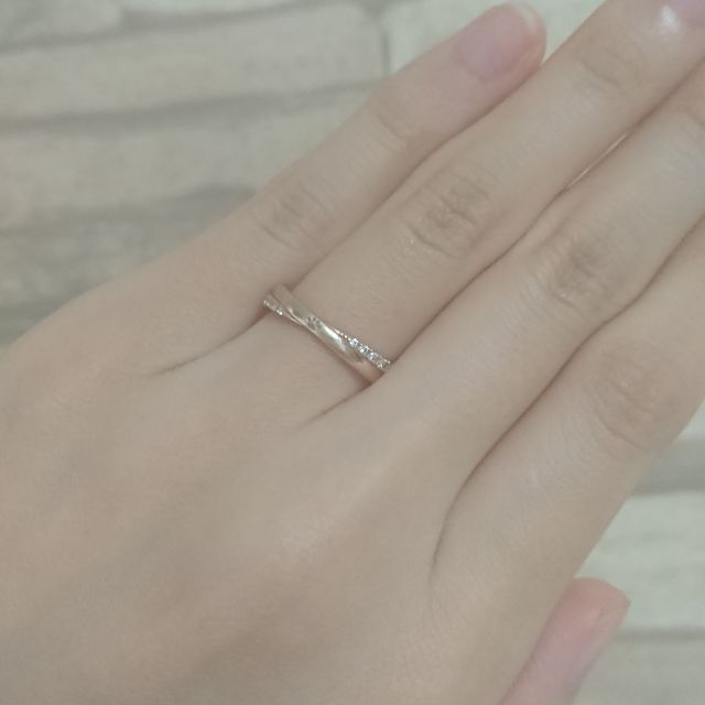 【THE KISS(ザ・キッス)の口コミ】 一般的な婚約指輪はつけられる期間が長くないので高いお金を出すのはもっ…