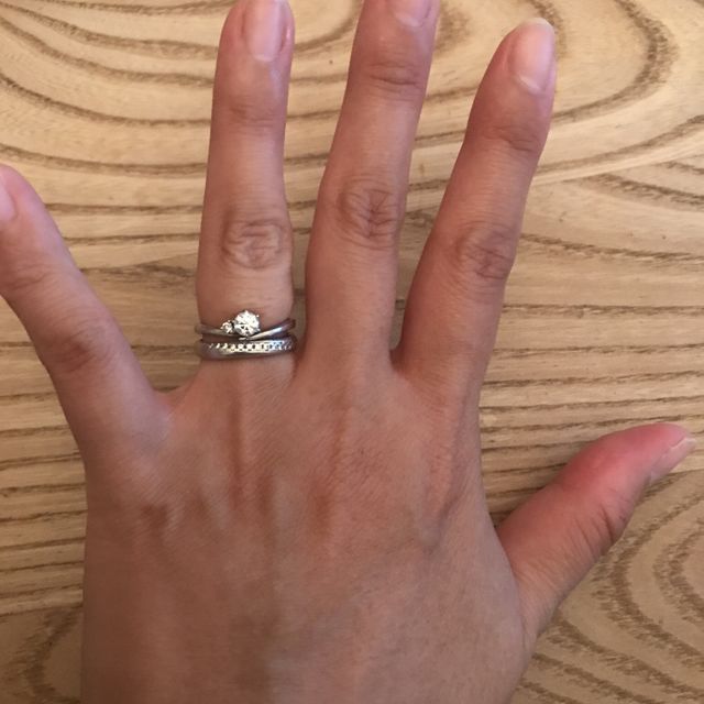 【銀座ダイヤモンドシライシの口コミ】 指輪にはこだわりたくて色んなお店を回ったり雑誌を見たりしてどんなもね…