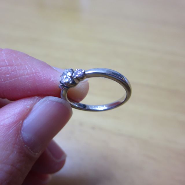 【4℃ BRIDAL(ヨンドシーブライダル)の口コミ】 シンプルで、かつ主張しすぎない輝きを放つダイヤモンドに魅了されたので…