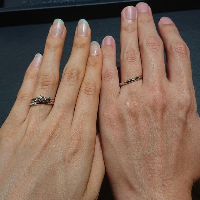 【ラザール ダイヤモンド(LAZARE DIAMOND)の口コミ】 定番のデザインも取り扱いがありますが、変わったデザインも多く、他の人…