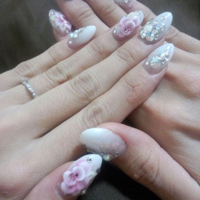 【アイプリモ(I-PRIMO)の口コミ】 主人の指輪とセット購入しました。主人の指輪はブラックダイヤが入ってい…