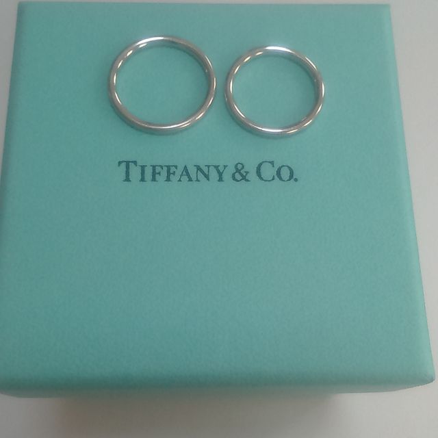 【ティファニー(Tiffany & Co.)の口コミ】 まず1番のこだわりは、「シンプル」なものということでした。中には石がつ…