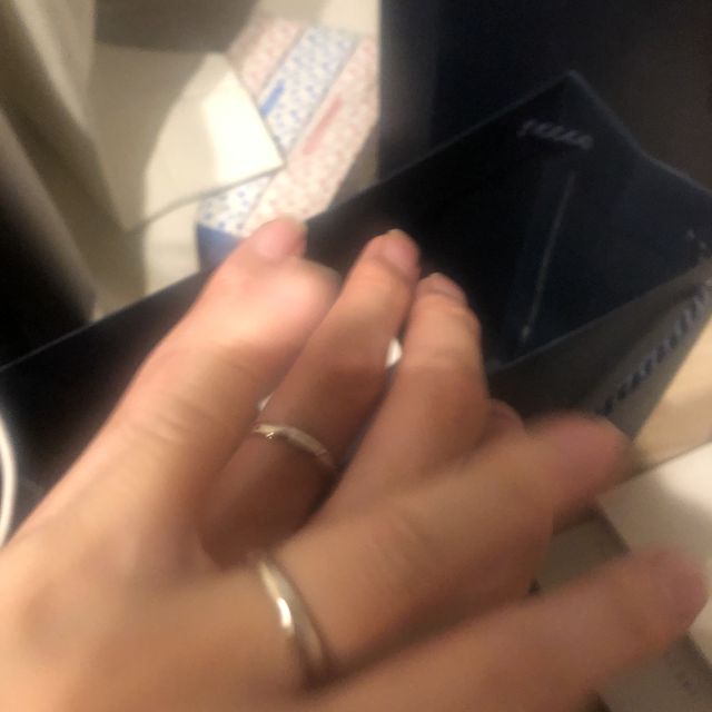 【銀座ダイヤモンドシライシの口コミ】 シンプルながらにこだわりのある質で
あとかはダイヤモンドを追加すること…