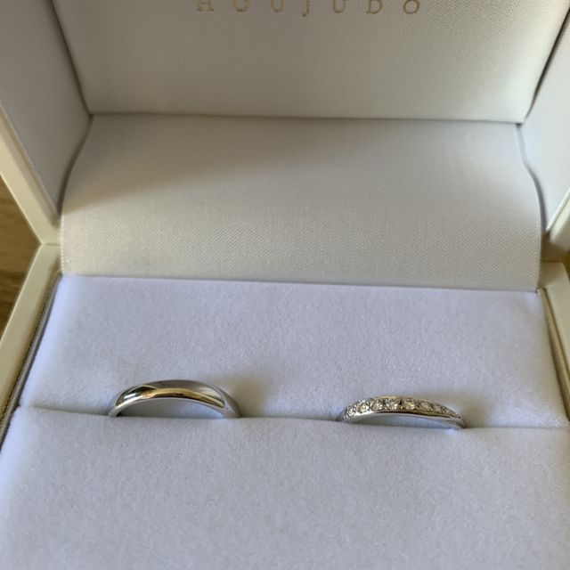 【宝寿堂(ほうじゅどう)の口コミ】 婚約指輪もこの店舗で購入しまして、とても良さそうなので、結婚指輪もこ…