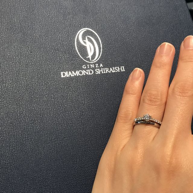 【銀座ダイヤモンドシライシの口コミ】 予算に合わせていくつかプランを提案してくださり、この指輪に決めました…
