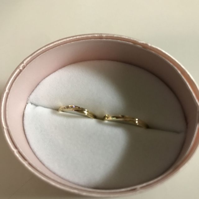 【insembre(インセンブレ)の口コミ】 18金の指輪でさり気ないものが良かったのでこちらを見せて貰ったら一目惚…