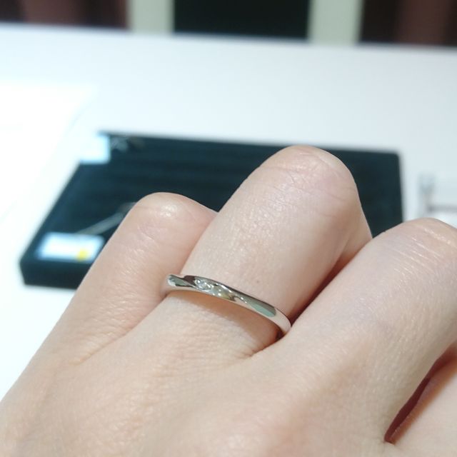 【TRECENTI(トレセンテ)の口コミ】 仕事柄、お互いに日常生活での指輪の着けはずしが多い為、着け外しの際に…
