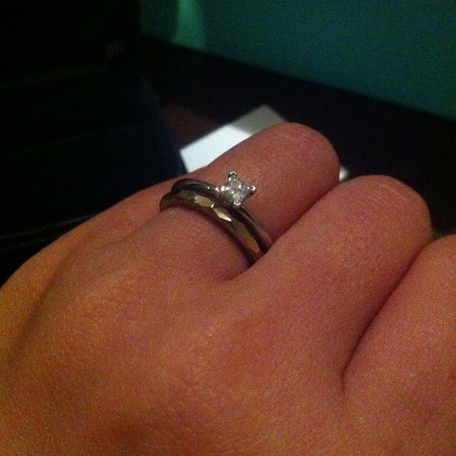 【ティファニー(Tiffany & Co.)の口コミ】 石の形が丸いものが代表的なようでしたが、どうも私の手にしっくりとこず…