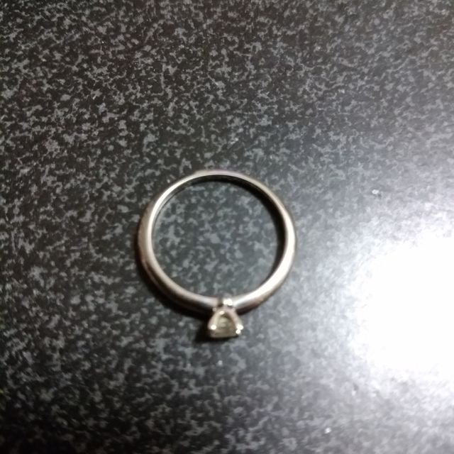 【ティファニー(Tiffany & Co.)の口コミ】 プリンセスカットはカラット数よりも大きめに見えると店員さんに言われた…