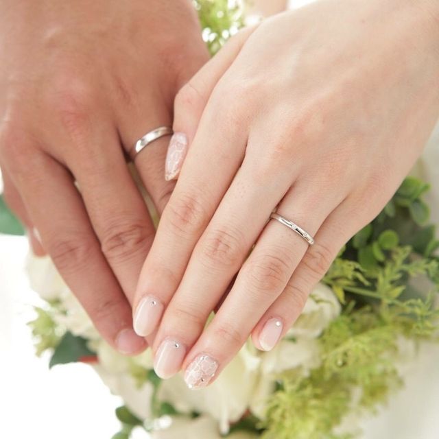 【シャネル(CHANEL)の口コミ】 はじめは彼と同じ指輪にするつもりで石なしのものを希望していました。し…