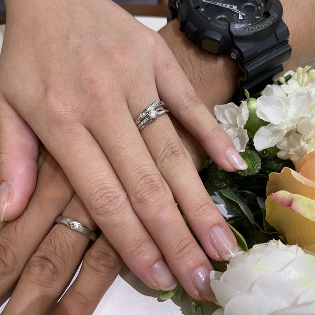 【COLANY(コラニー)の口コミ】 デザインがありきたりで指輪の真ん中にダイヤが入っているものが多く、な…