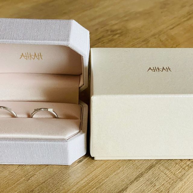 【AHKAH(アーカー)の口コミ】 カジュアルなものが好きなので、シンプルなデザインのものを探していまし…